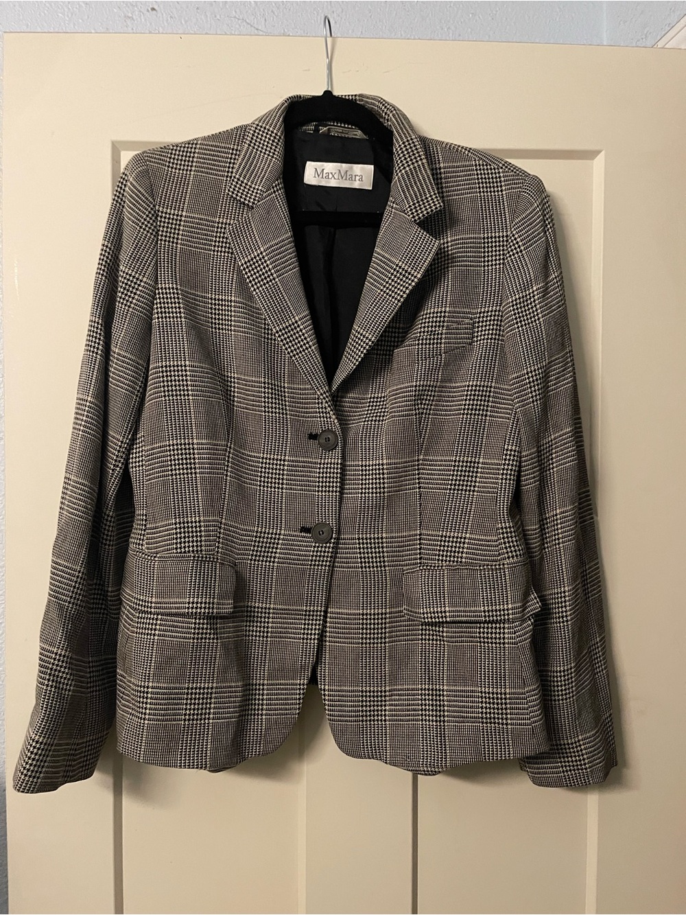 MaxMara Black and Gray Glen Plaid Tailored Wool Blazer